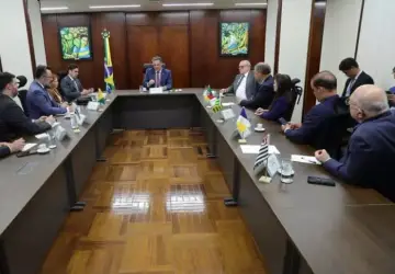 Ministro Fávaro se reúne com a FPA para detalhar medidas de auxílio ao agro
